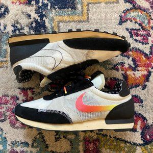 Nike Daybreak Type Fresh